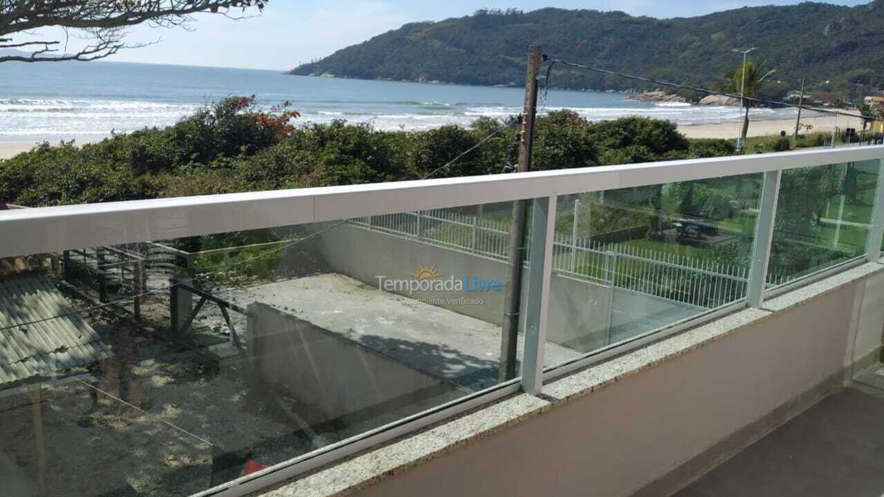 Casa para aluguel de temporada em Bombinhas (Canto Grande)