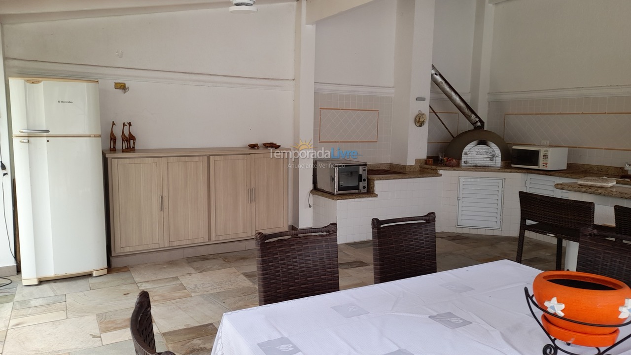 House for vacation rental in Guarujá (Jardim Acapulco)