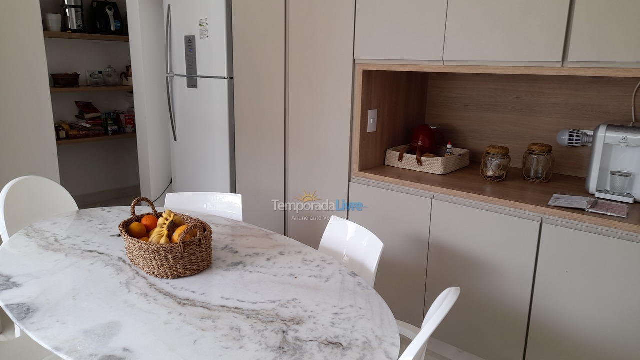 House for vacation rental in Guarujá (Jardim Acapulco)