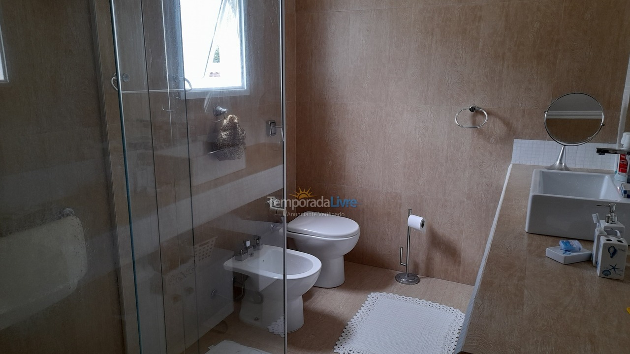 House for vacation rental in Guarujá (Jardim Acapulco)