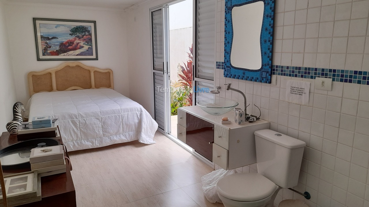House for vacation rental in Guarujá (Jardim Acapulco)
