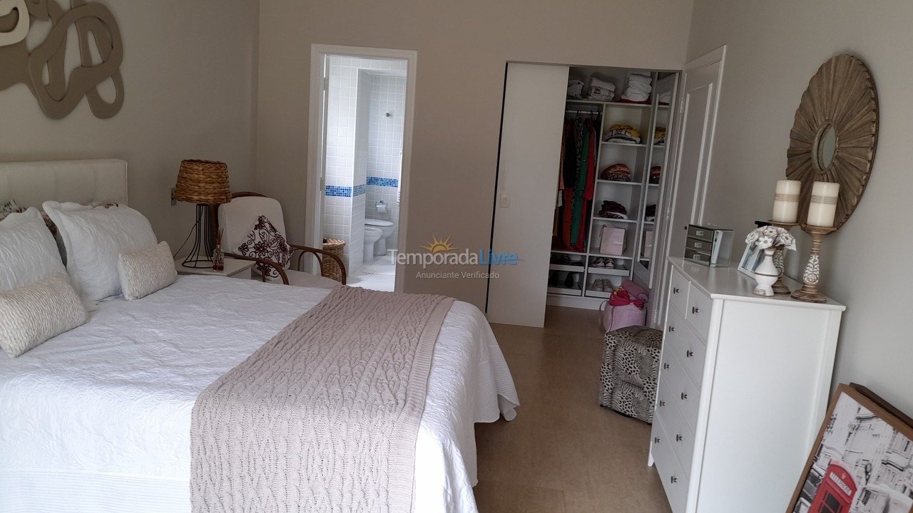 House for vacation rental in Guarujá (Jardim Acapulco)