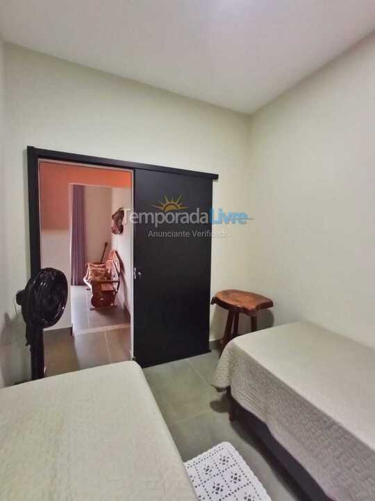 Casa para alquiler de vacaciones em Moeda (Marinho da Serra)