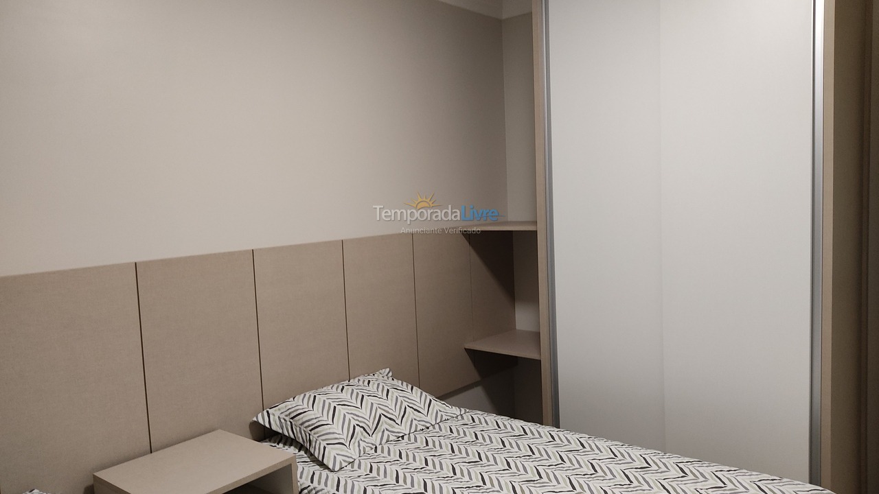 Apartment for vacation rental in Governador Celso Ramos (Praia de Palmas)