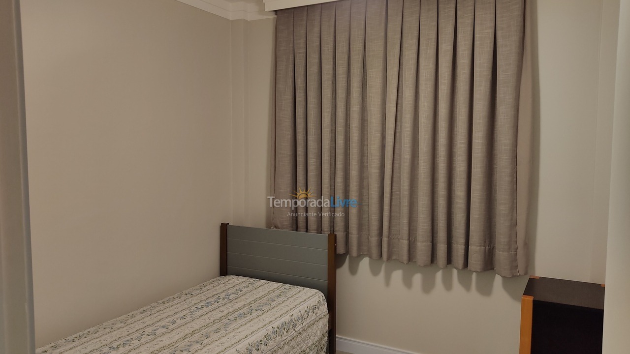 Apartment for vacation rental in Governador Celso Ramos (Praia de Palmas)