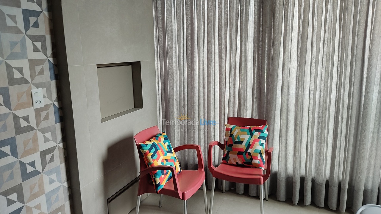 Apartment for vacation rental in Governador Celso Ramos (Praia de Palmas)