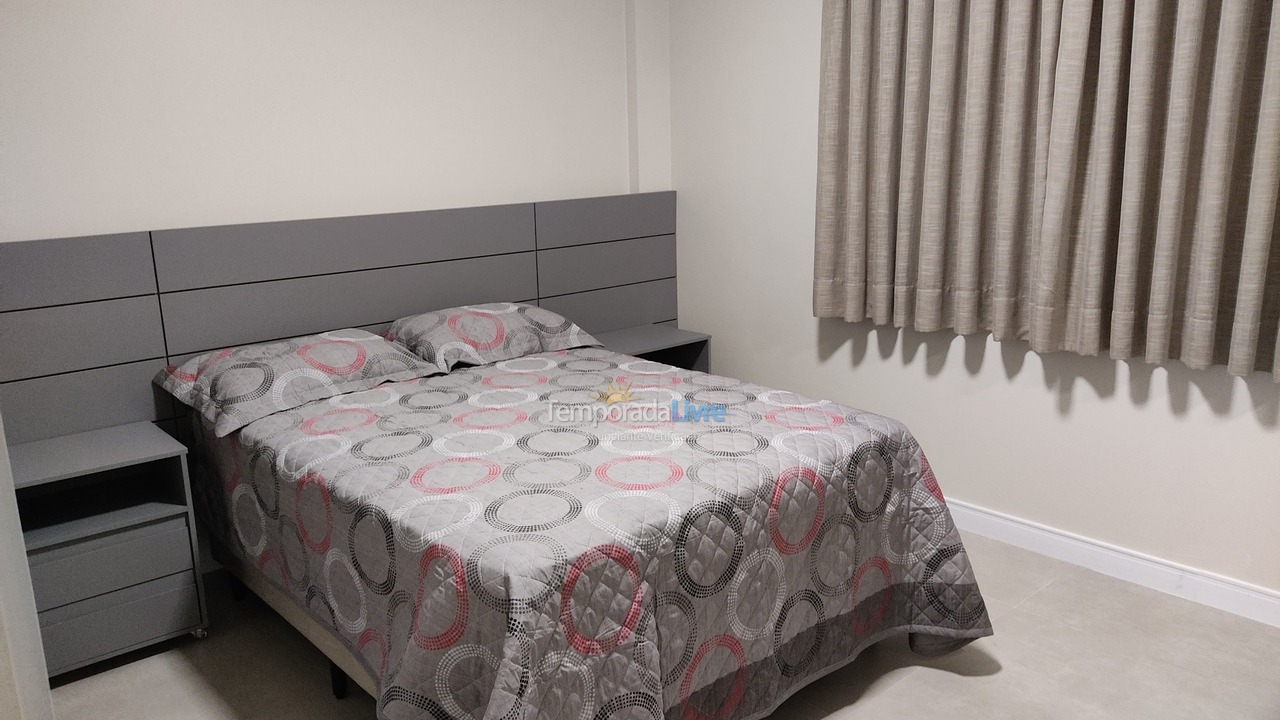 Apartment for vacation rental in Governador Celso Ramos (Praia de Palmas)