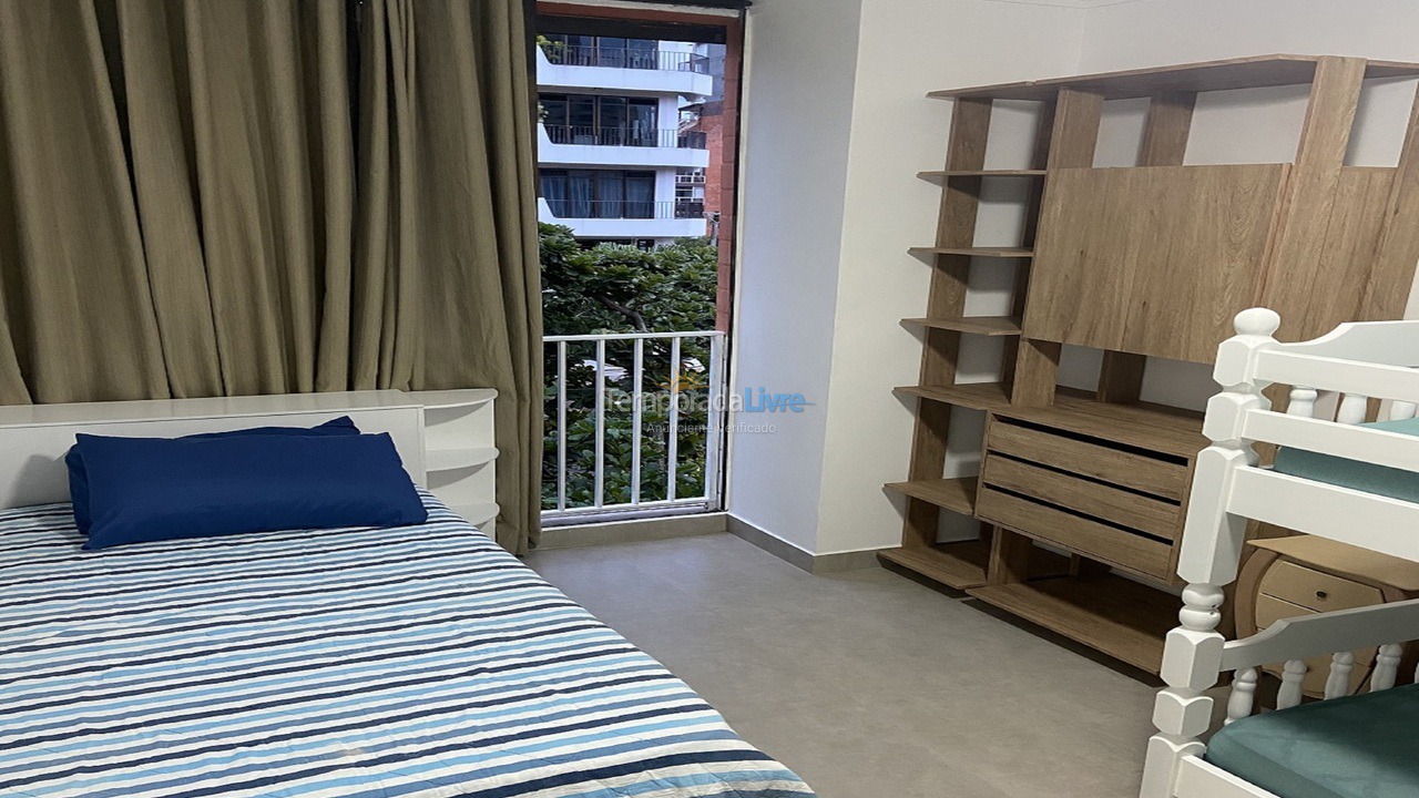 Apartment for vacation rental in Guarujá (Enseada)