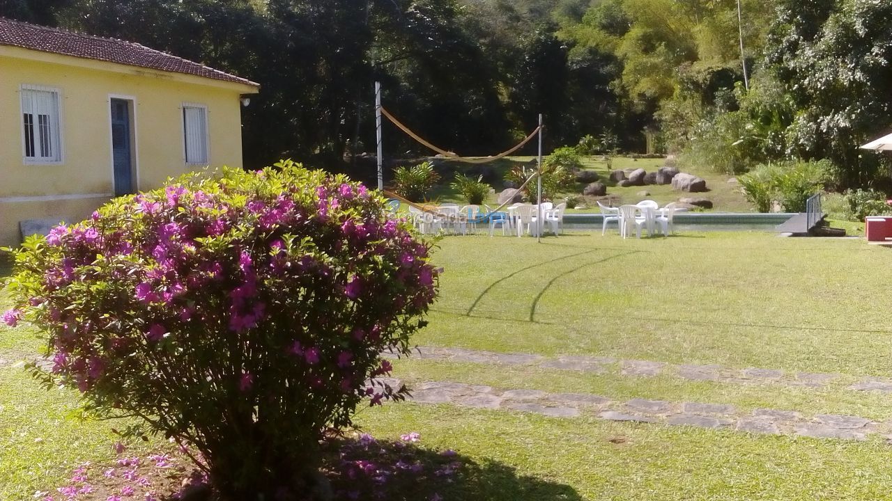 Granja para alquiler de vacaciones em Guapimirim (Estrada do Imperador)
