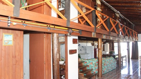 Casa de Playa Frente al Mar – Laguna / SC – ¡Lugar encantador!