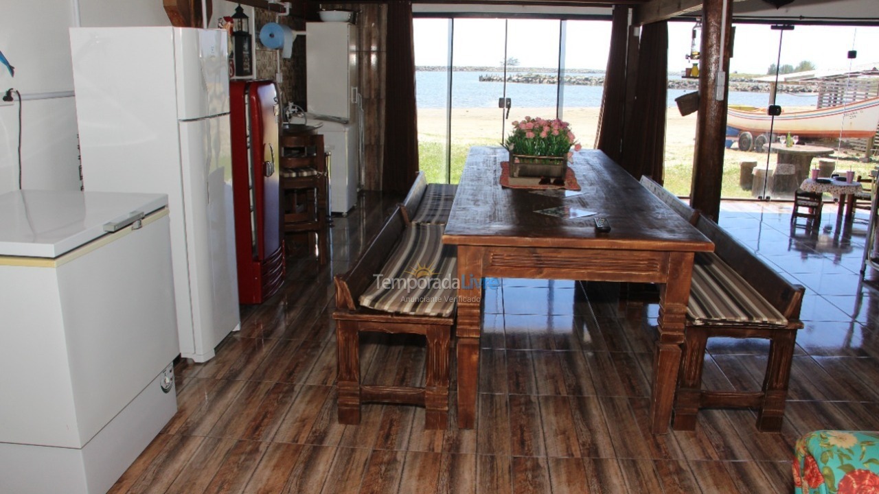 Casa para alquiler de vacaciones em Laguna (Ponta da Barra)
