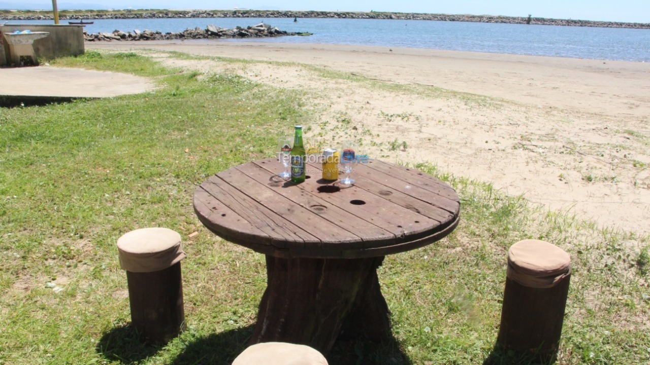 Casa para alquiler de vacaciones em Laguna (Ponta da Barra)