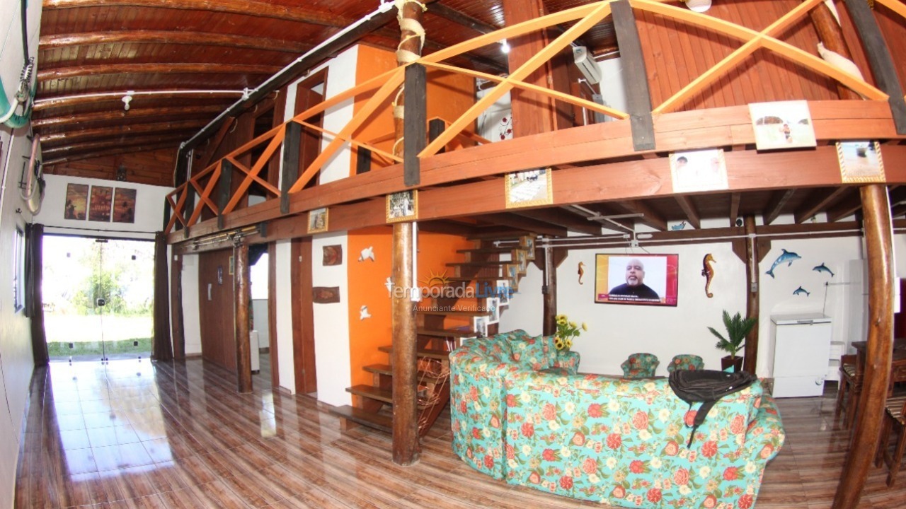 Casa para alquiler de vacaciones em Laguna (Ponta da Barra)