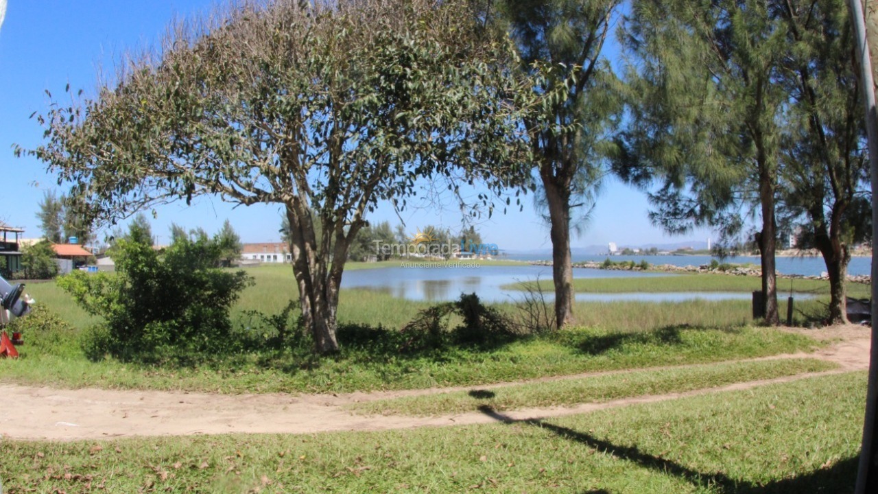 Casa para alquiler de vacaciones em Laguna (Ponta da Barra)