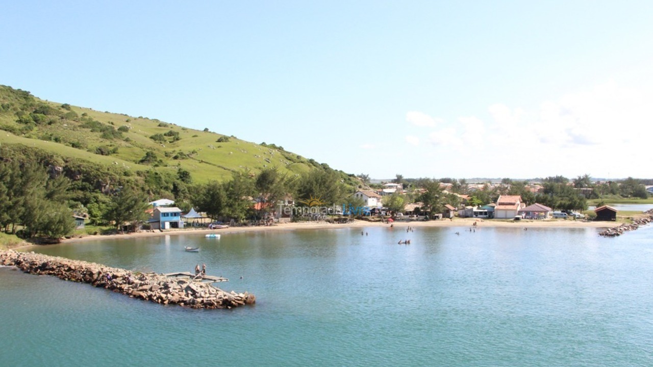Casa para alquiler de vacaciones em Laguna (Ponta da Barra)