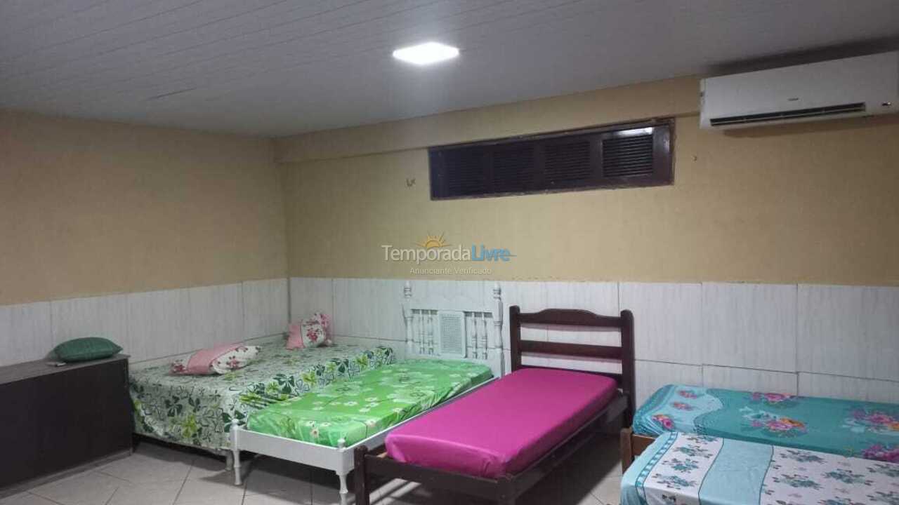 Casa para alquiler de vacaciones em Fortaleza (Parque Leblon)