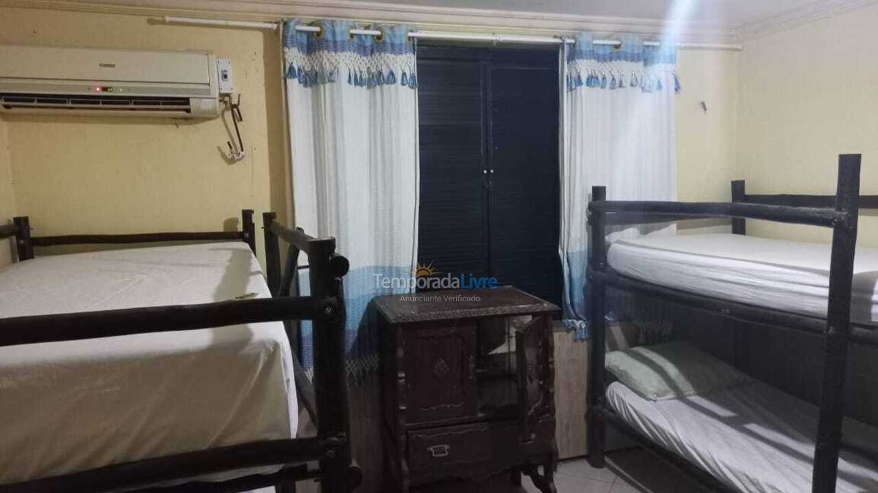 Casa para alquiler de vacaciones em Fortaleza (Parque Leblon)