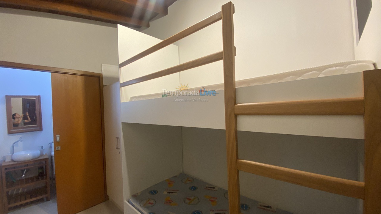 Casa para aluguel de temporada em Bertioga (Riviera de São Lourenço)