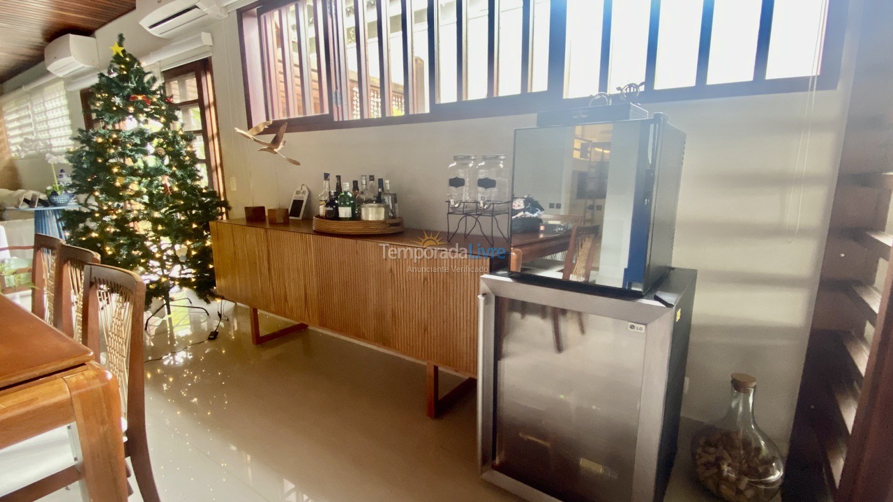 Casa para aluguel de temporada em Bertioga (Riviera de São Lourenço)