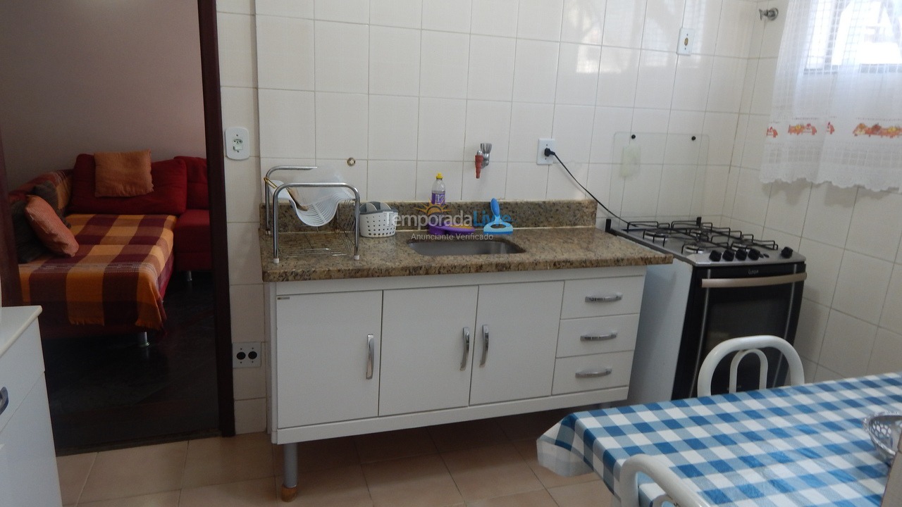 Apartamento para aluguel de temporada em Cabo Frio (Praia do Forte)