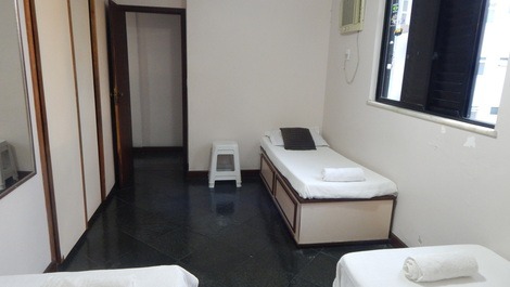 Apartamento Praia do Forte - 2 Qts à 4 min a Pé da Praia