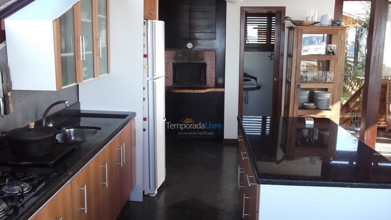 House for vacation rental in Imbituba (Praia da Vila)