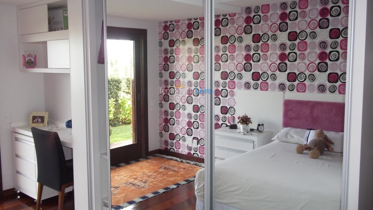 House for vacation rental in Imbituba (Praia da Vila)