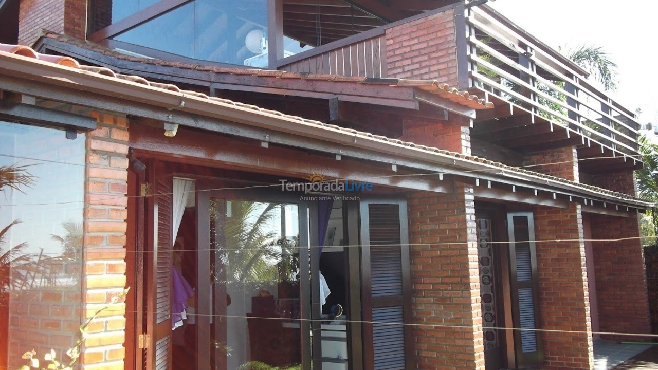 House for vacation rental in Imbituba (Praia da Vila)