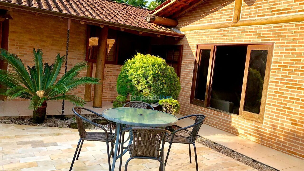 House for vacation rental in Ubatuba (Praia de Itamambuca)