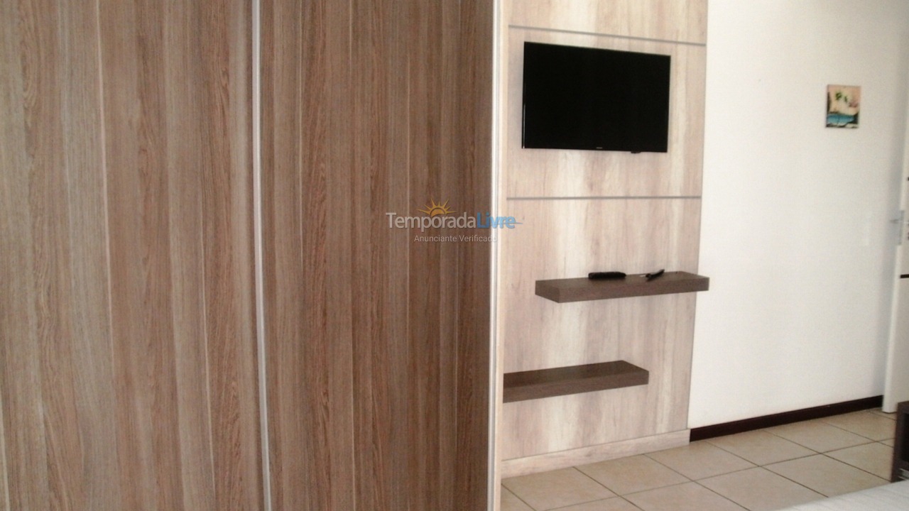 Apartamento para aluguel de temporada em Itapema (Meia Praia)