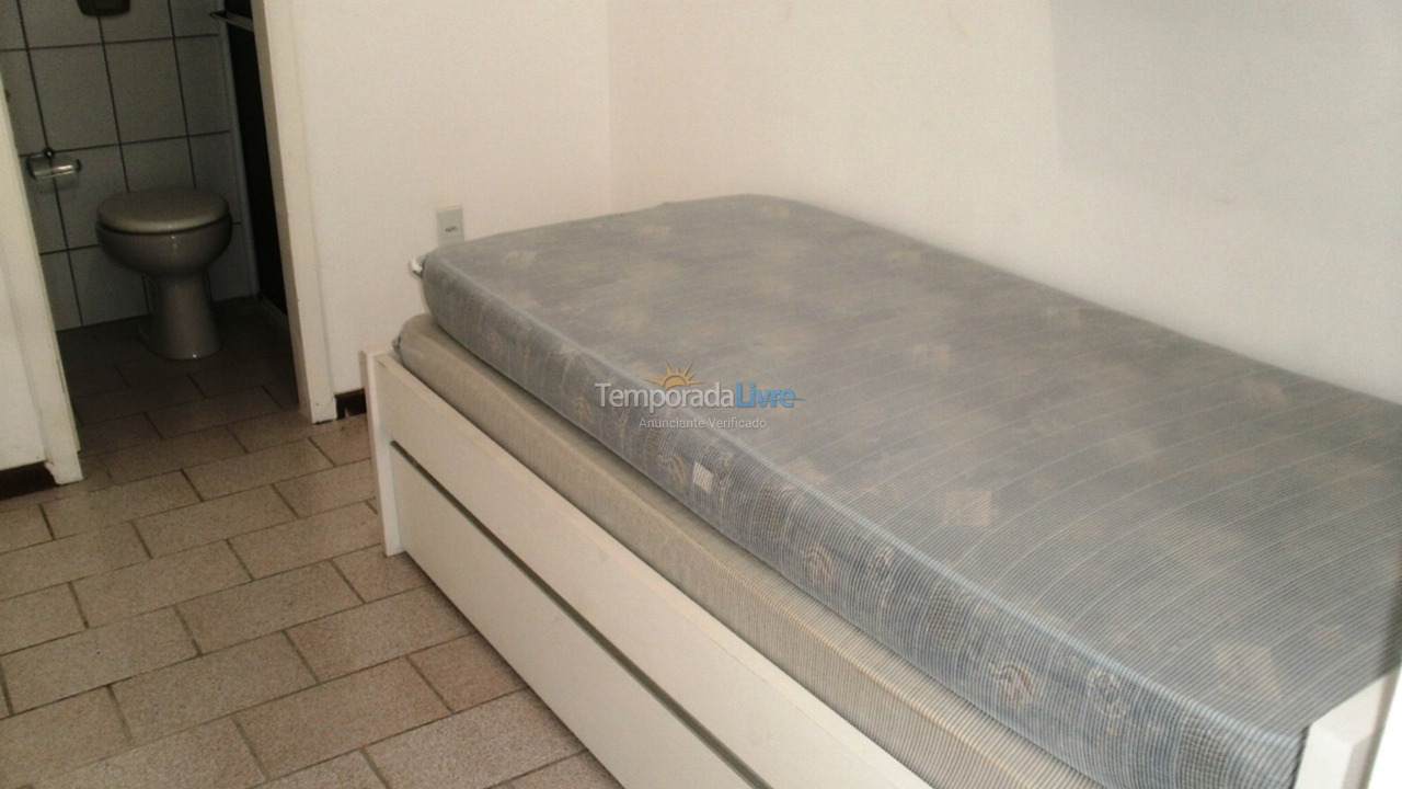 Apartamento para aluguel de temporada em Itapema (Meia Praia)