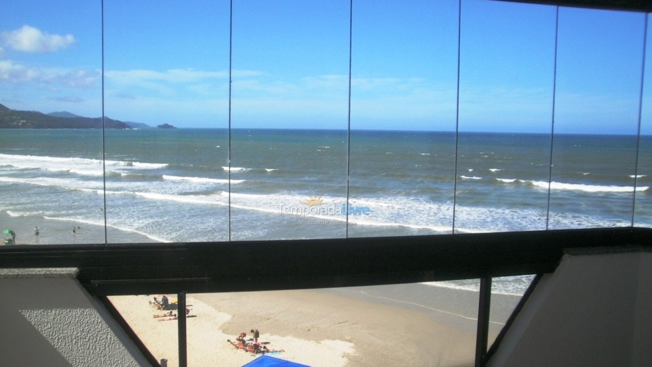 Apartamento para aluguel de temporada em Itapema (Meia Praia)