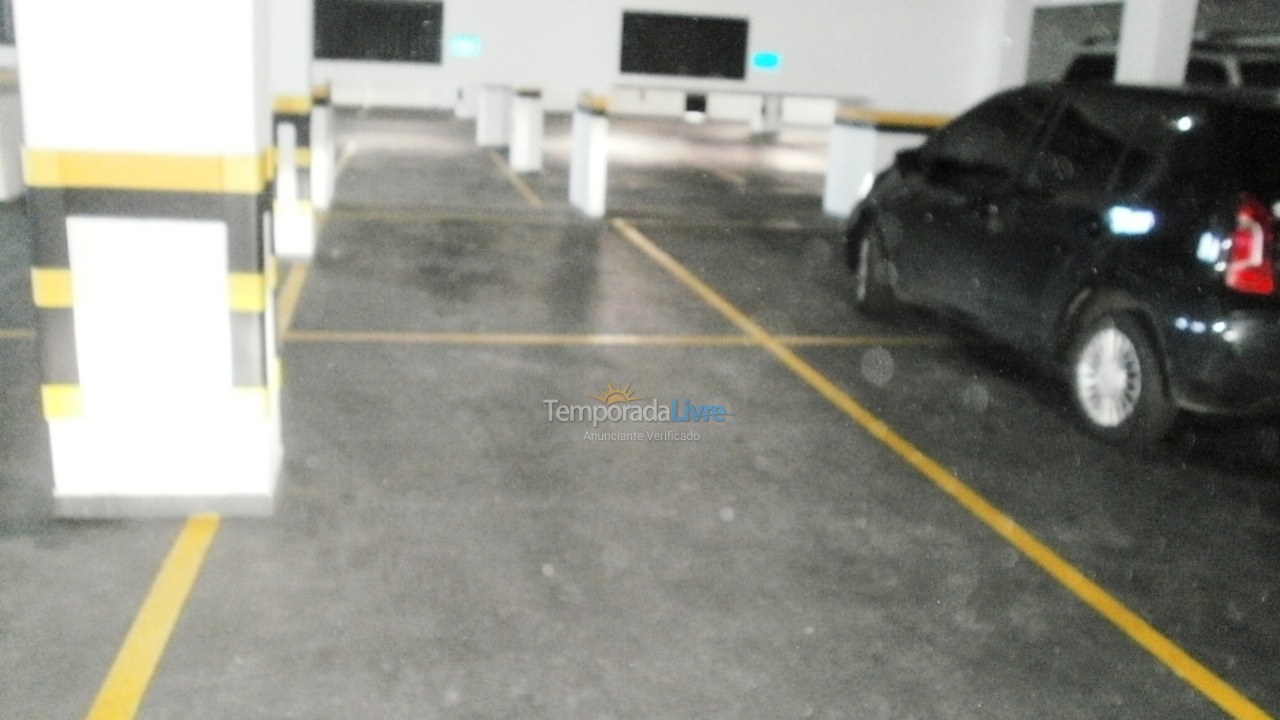 Apartamento para aluguel de temporada em Itapema (Meia Praia)