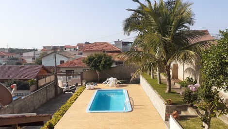 House with swimming pool 700 meters from the sea of ​​English and Santinho