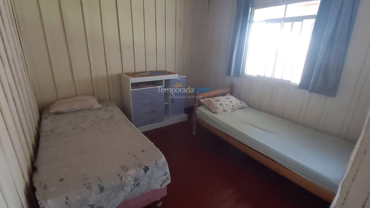 Casa para alquiler de vacaciones em Ponta Grossa (Carácará)