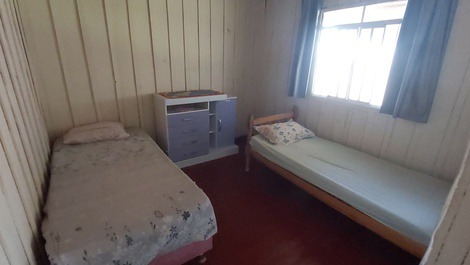 Acogedora casa con plaza de aparcamiento incluida