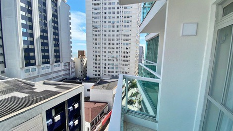 Ed. Mariluz: 3 suites // Balcón // Quadra Mar