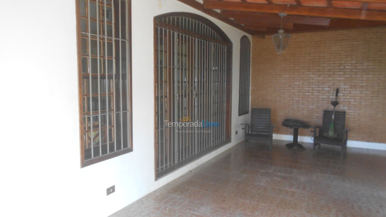 House for vacation rental in Caraguatatuba (Martim de Sá)