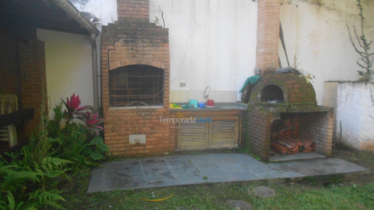 House for vacation rental in Caraguatatuba (Martim de Sá)