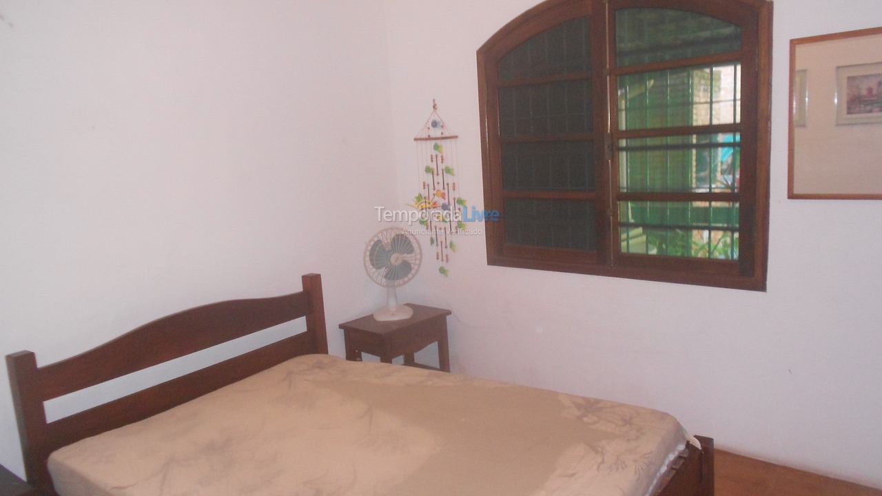 House for vacation rental in Caraguatatuba (Martim de Sá)