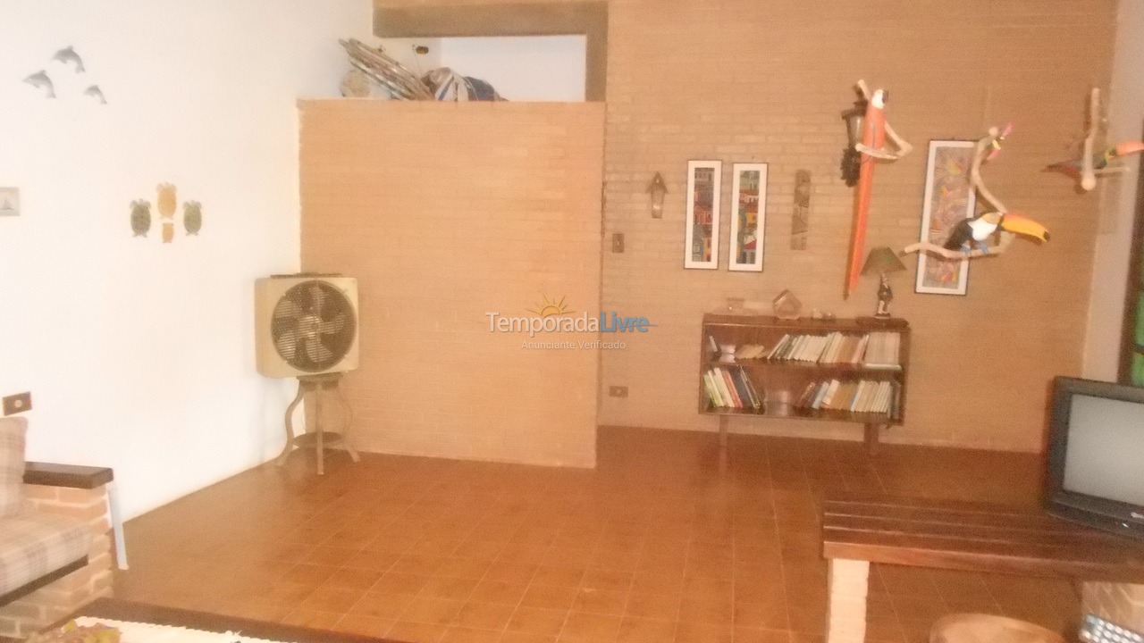 House for vacation rental in Caraguatatuba (Martim de Sá)