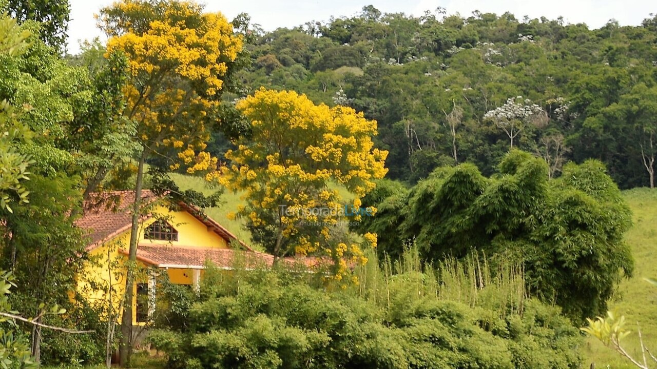 Chácara / sítio para aluguel de temporada em Guararema (Itapeti)