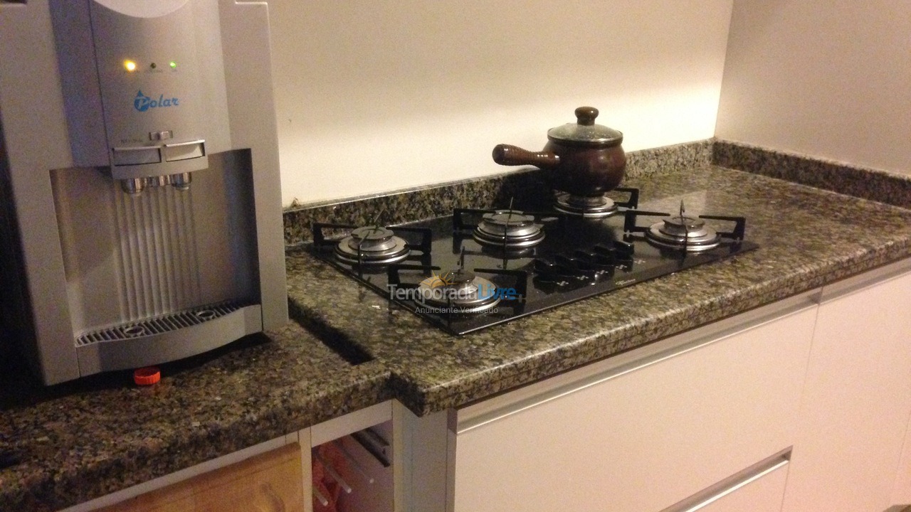 Apartamento para aluguel de temporada em Torres (Centro)