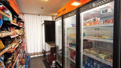 3 dormitorios en la mejor zona inglesa! Condominio con piscina