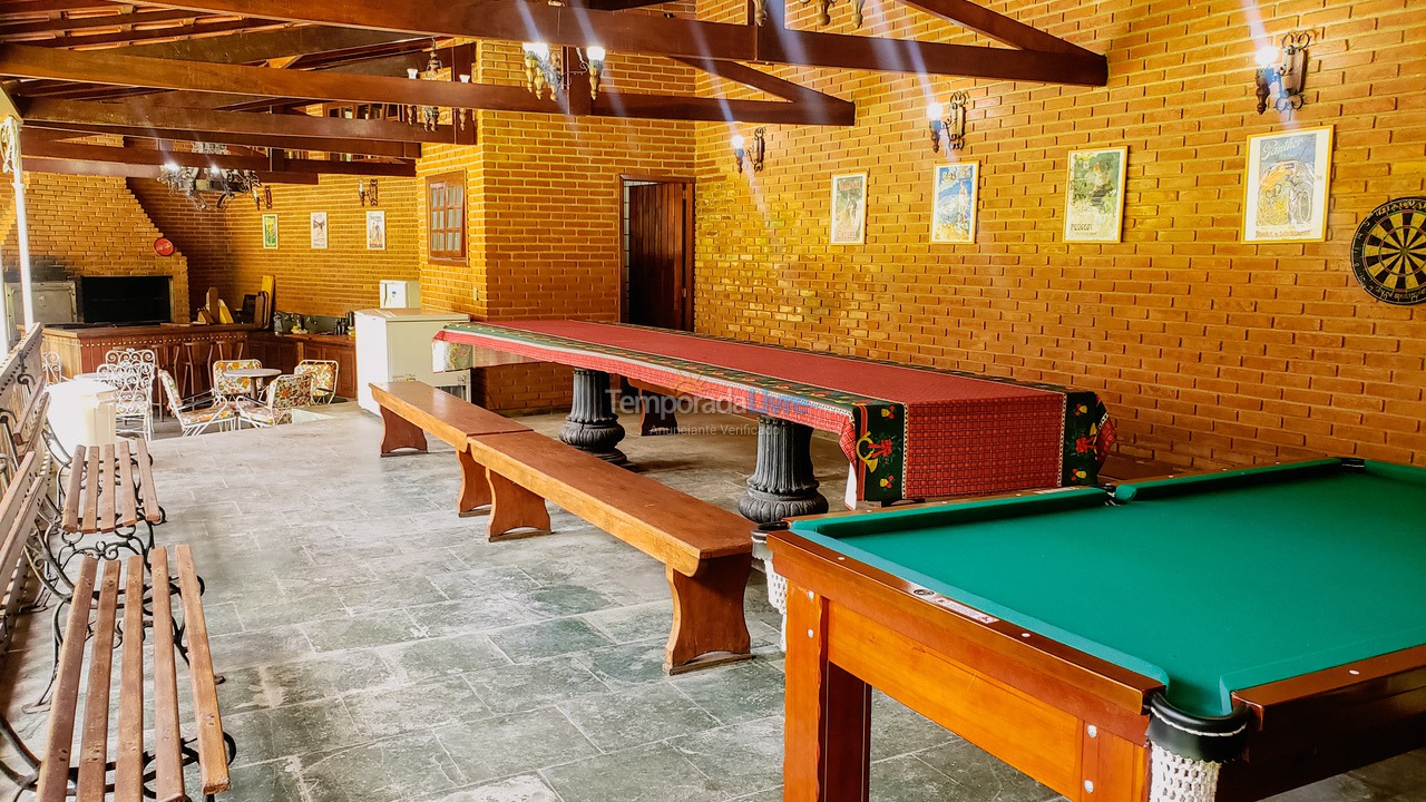 Granja para alquiler de vacaciones em Juquitiba (Plena Natureza Com Wifi Jogos Linda área de Churrasco)