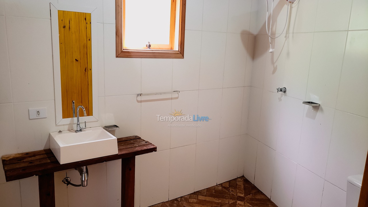 Granja para alquiler de vacaciones em Juquitiba (Plena Natureza Com Wifi Jogos Linda área de Churrasco)