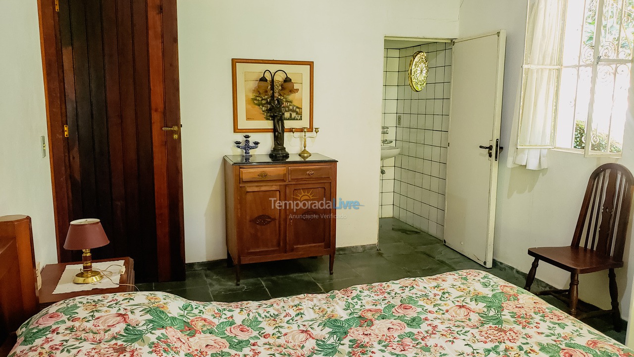 Granja para alquiler de vacaciones em Juquitiba (Plena Natureza Com Wifi Jogos Linda área de Churrasco)