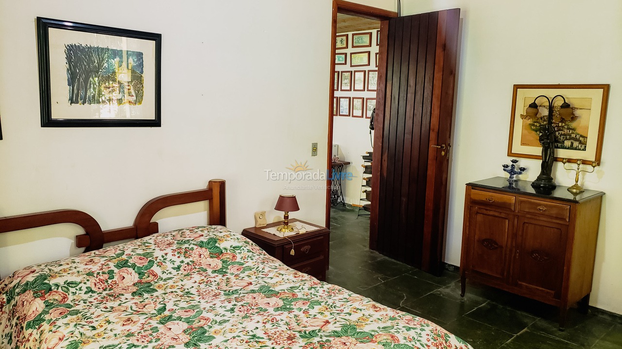 Granja para alquiler de vacaciones em Juquitiba (Plena Natureza Com Wifi Jogos Linda área de Churrasco)