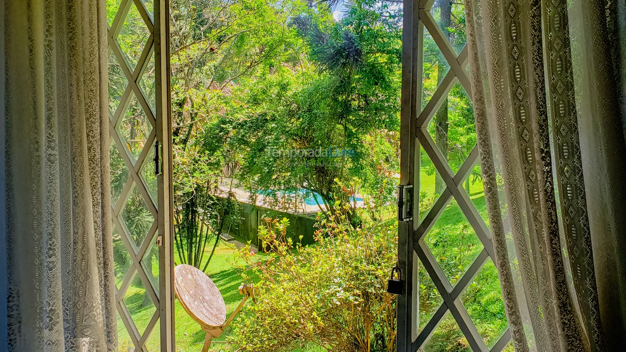 Granja para alquiler de vacaciones em Juquitiba (Plena Natureza Com Wifi Jogos Linda área de Churrasco)
