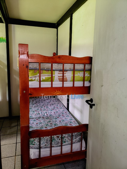 Ranch for vacation rental in Juquitiba (800 Mts da Rodovia Locamos Até 40 Adultos)